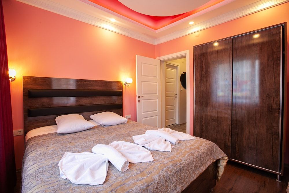 undefined Lale Sultan Apart 6