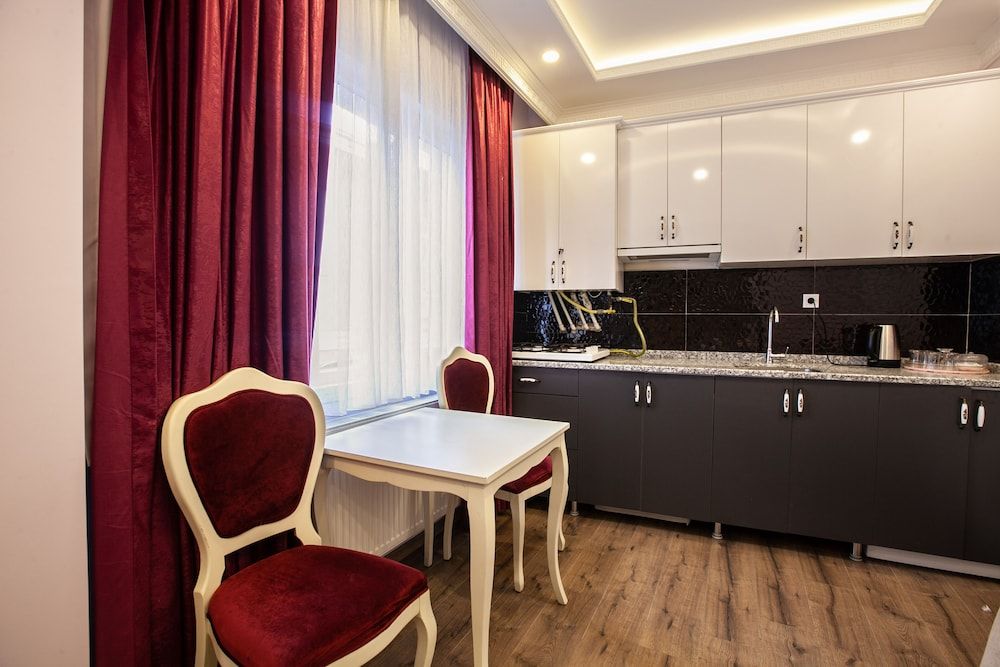 undefined Lale Sultan Apart 8