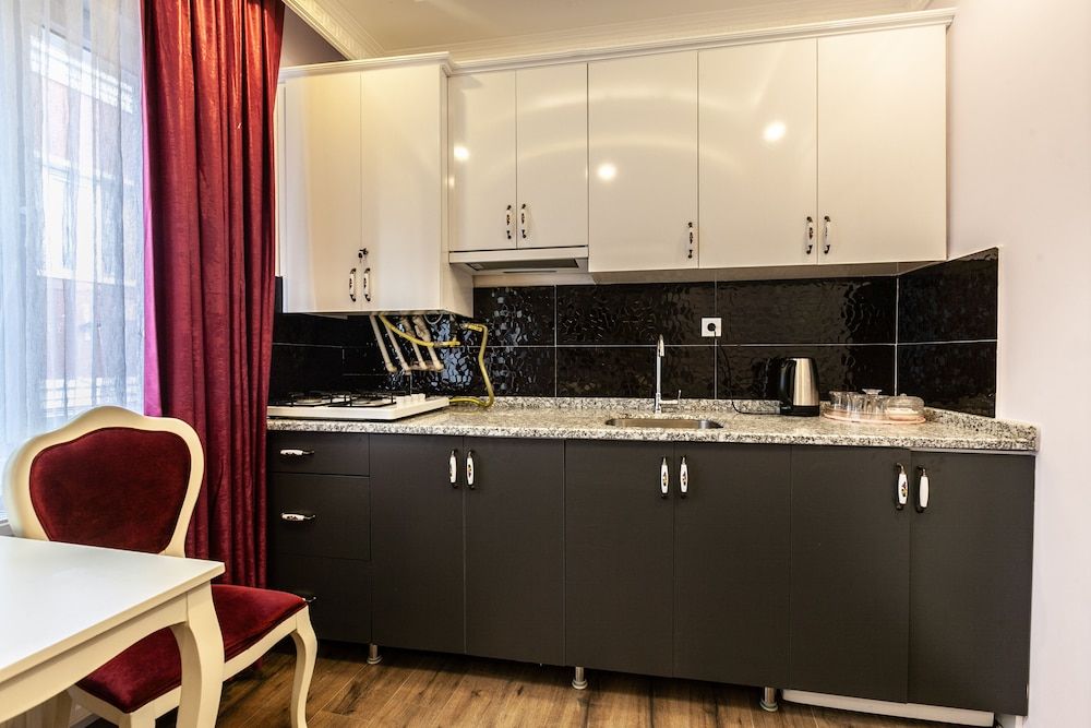 undefined Lale Sultan Apart 10