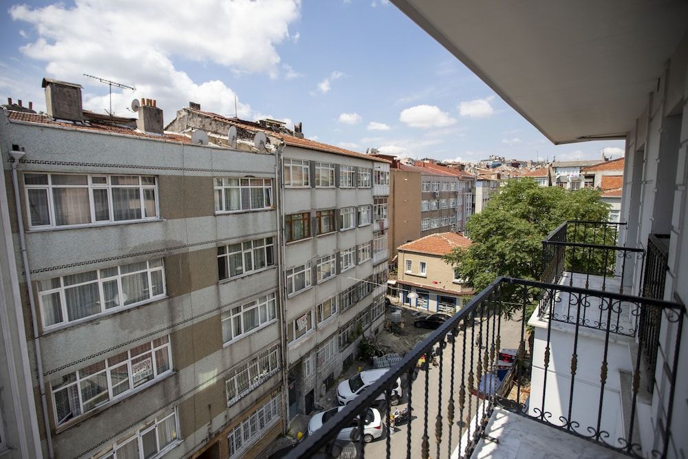 undefined Best Garden Hotel 4