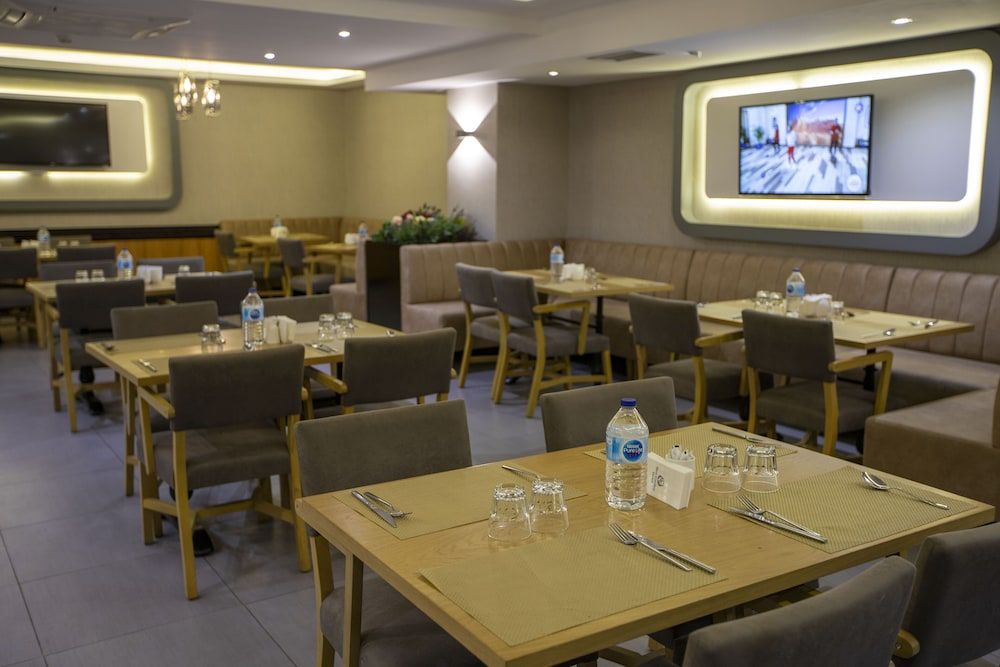 undefined Best Garden Hotel 7