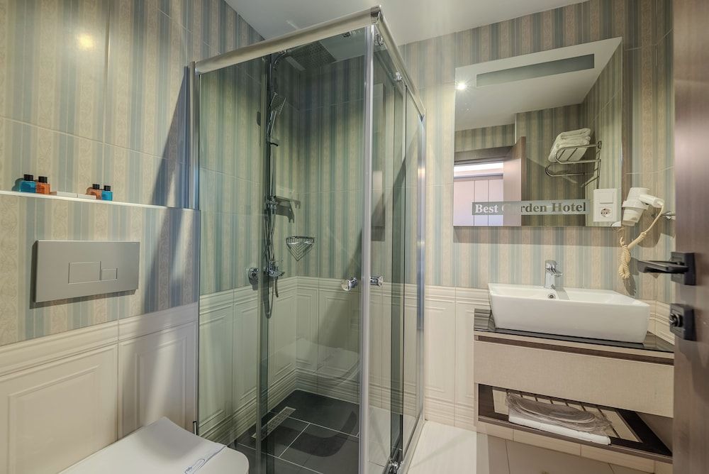 Best Garden Hotel Double Room 7
