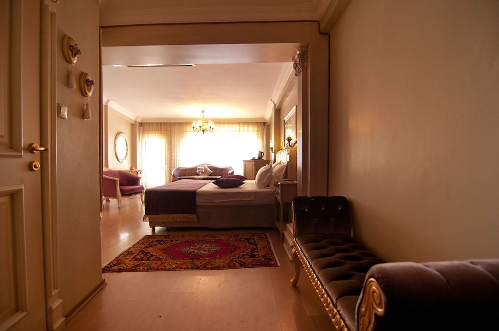 Blue Tuana Suite Deluxe Suite 7