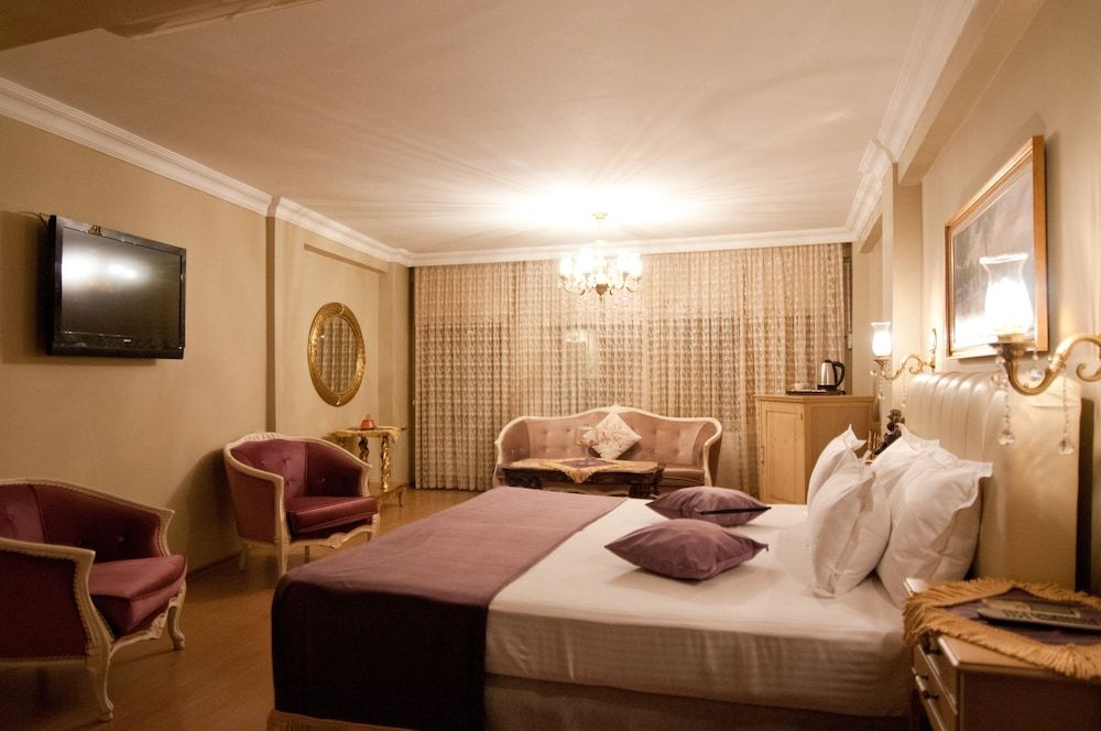 Blue Tuana Suite Deluxe Suite 2