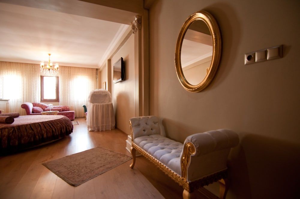 Blue Tuana Suite Deluxe Suite 24