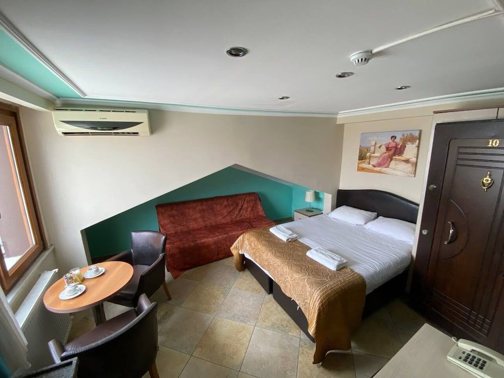 undefined Black Pearl Apart Istanbul 2