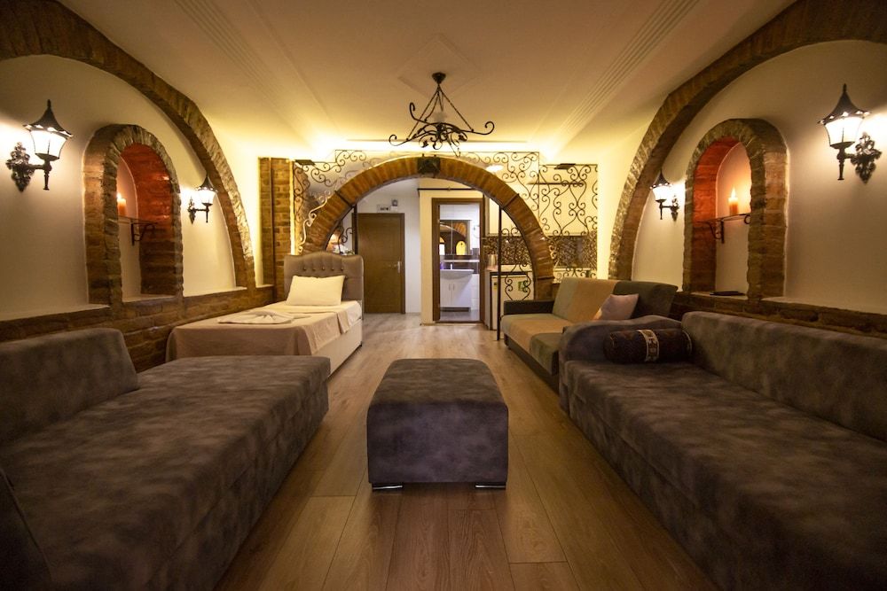 Desina Deluxe Apart Standard Triple Room, City View 7