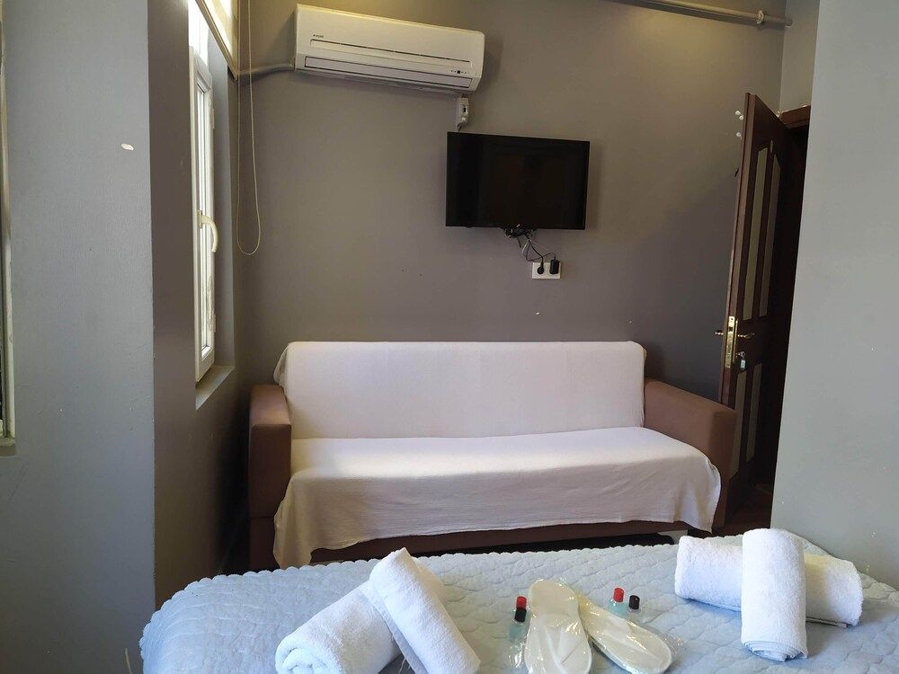 White Apart Hotel City Double Room, 1 Queen Bed with Sofa bed, Non Smoking 33