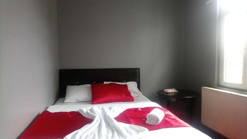 White Apart Hotel City Double Room, 1 Queen Bed with Sofa bed, Non Smoking 8