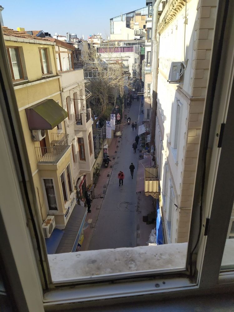 undefined White Apart Hotel 5