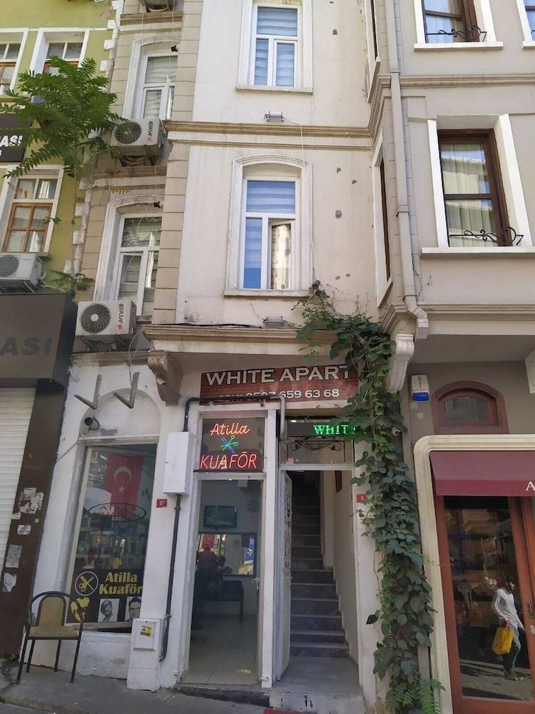 undefined White Apart Hotel 2