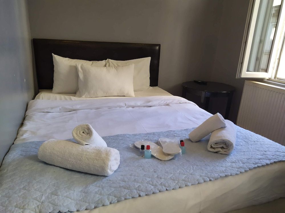 White Apart Hotel City Double Room, 1 Queen Bed with Sofa bed, Non Smoking 22