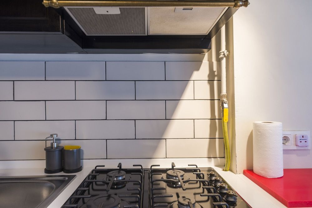 undefined Spotless Flat in Central 6