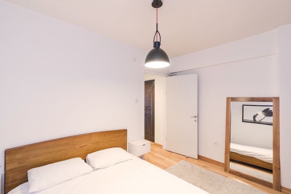 undefined Spotless Flat in Central 4