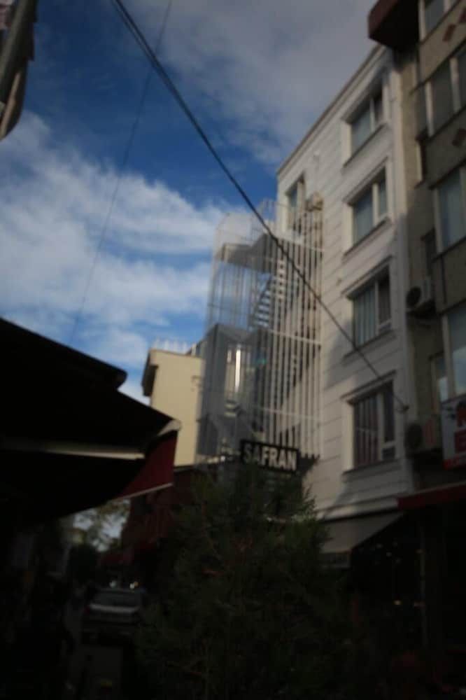 undefined Safran Otel 4