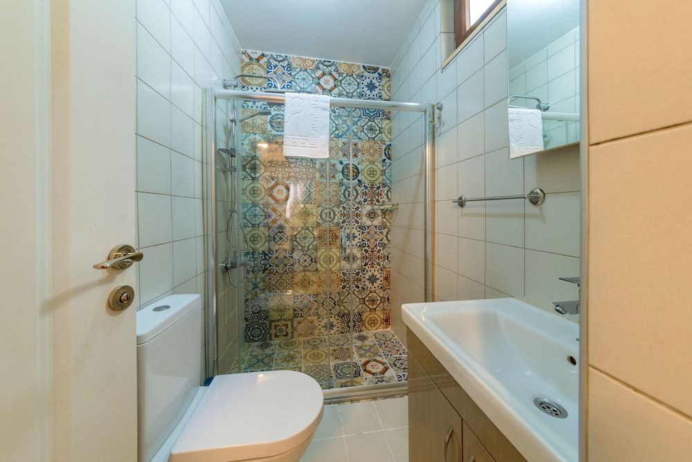 undefined Taxim First Apart 8