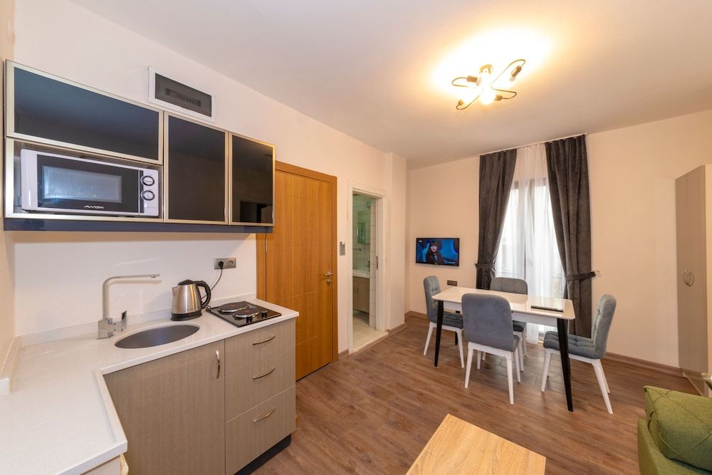 undefined Taxim First Apart 2