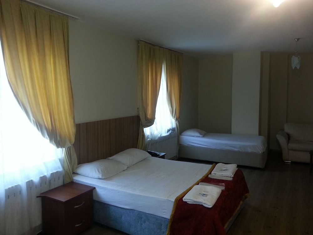 undefined Kona Otel 2