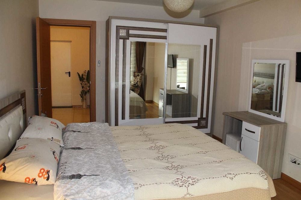 undefined Elysium V Plus Taksim