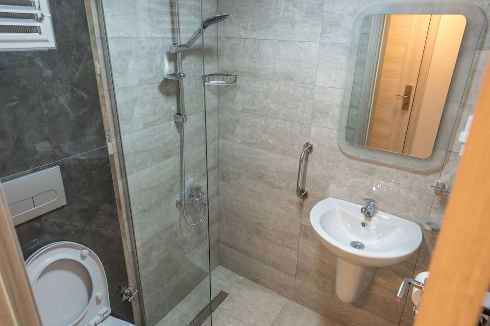 Grand Ahi Hotel Family Suite 4