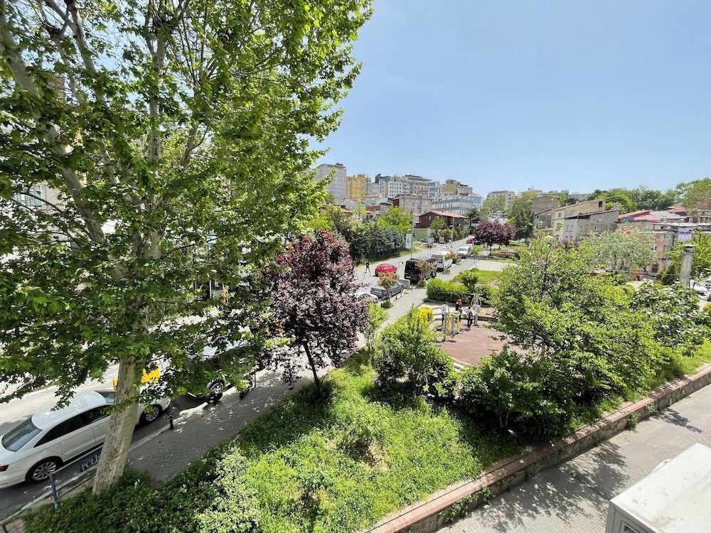 undefined New Taksim 10