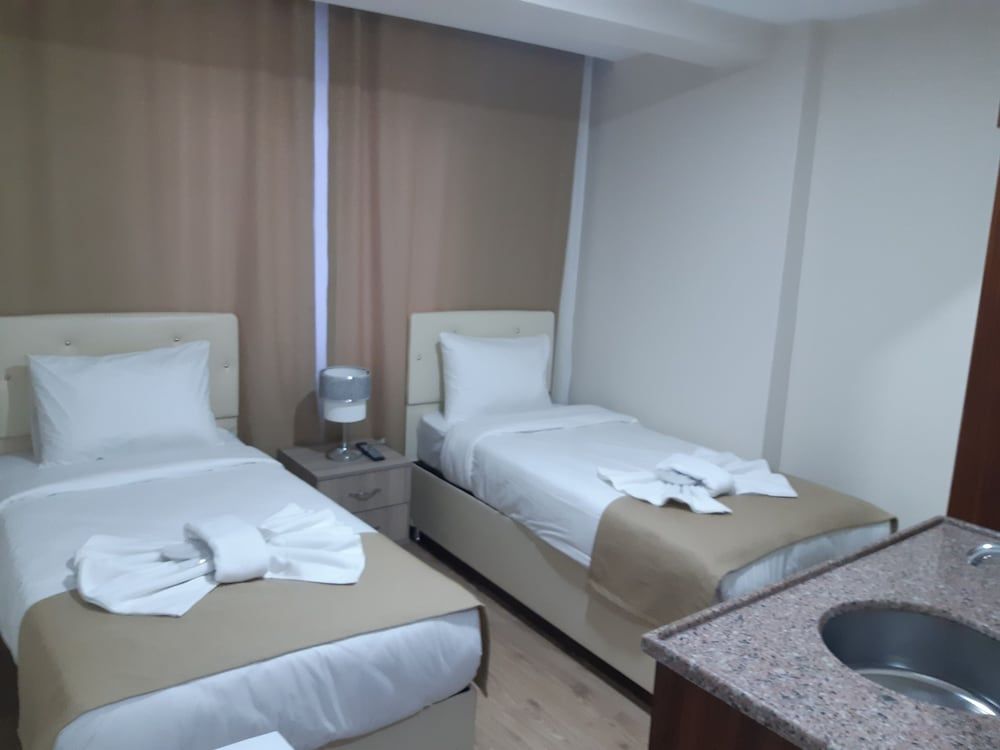 Reggae Standard Twin Room 3