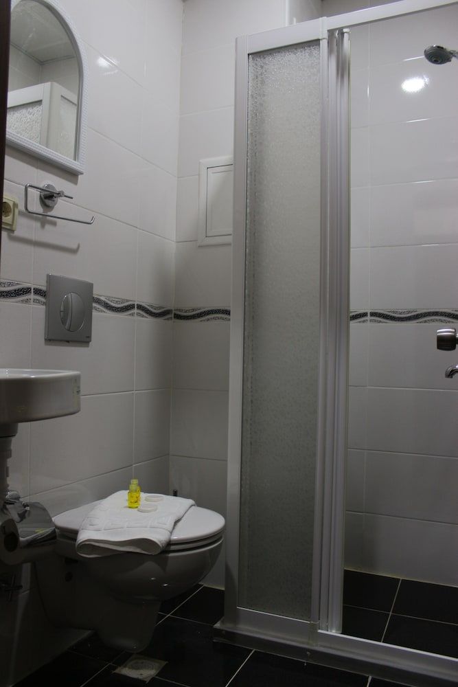 Reggae Standard Twin Room 7