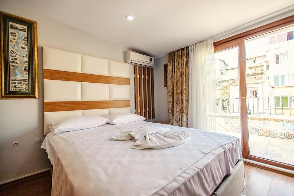 undefined Maduro Hotel 5