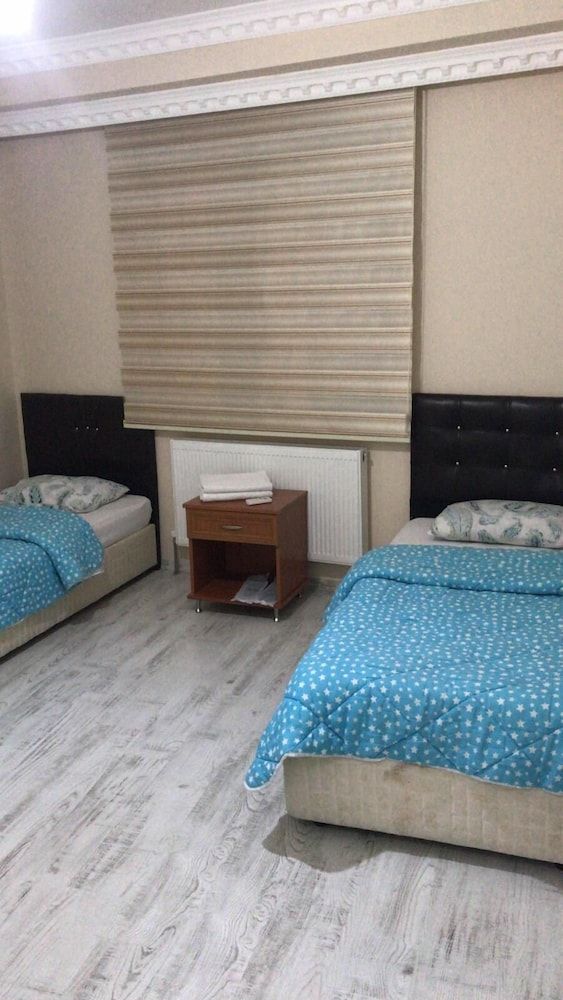 Royal Sultanahmet Hotel Standard Quadruple Room 8