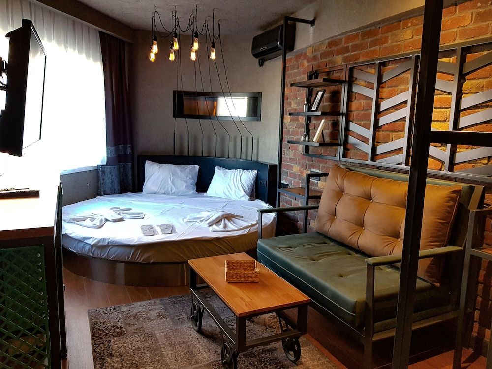 undefined Mansion Gorki