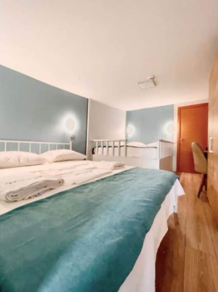 undefined Golva Rooms - Hostel 10