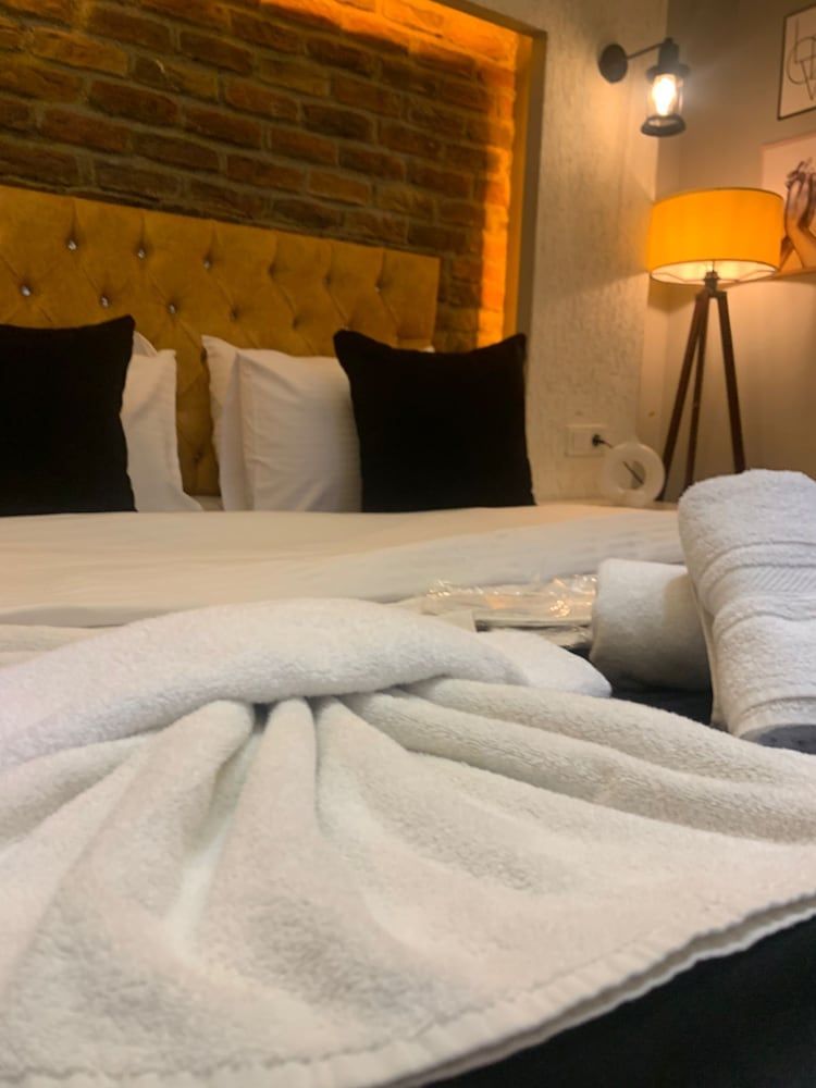 undefined Nova Park Hotel & Suite 10