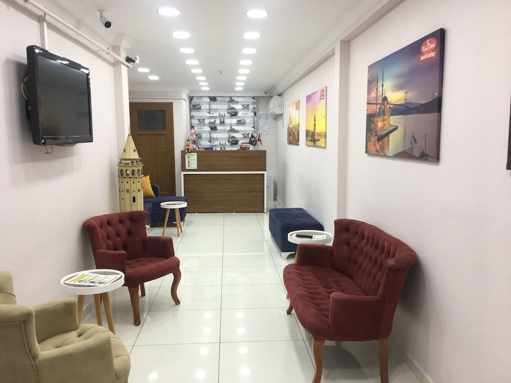 undefined Tavra Hotel 8