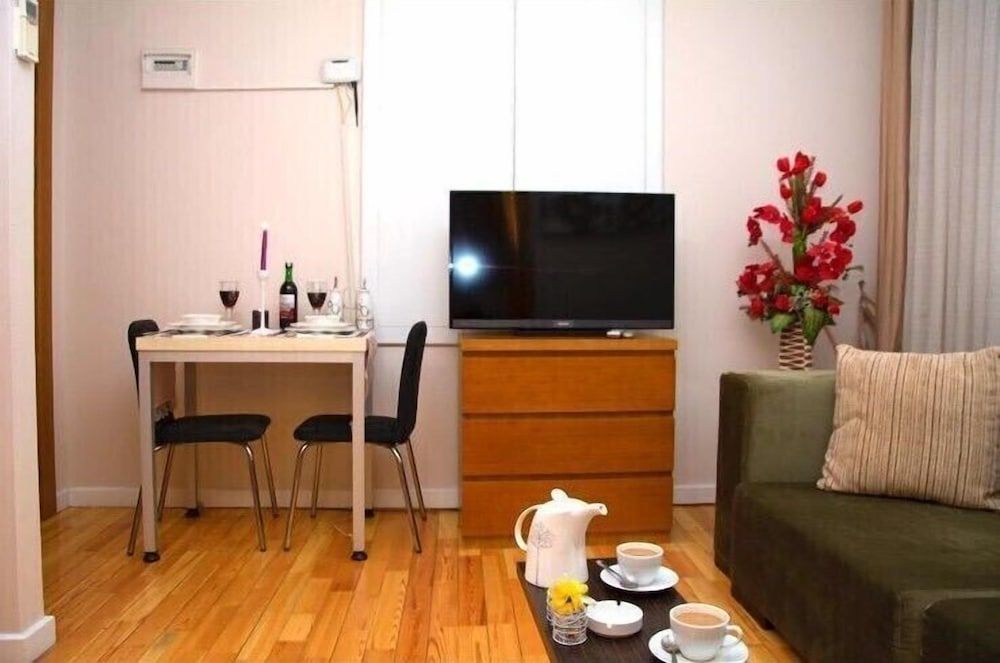 undefined Bysohret Apart 1 8