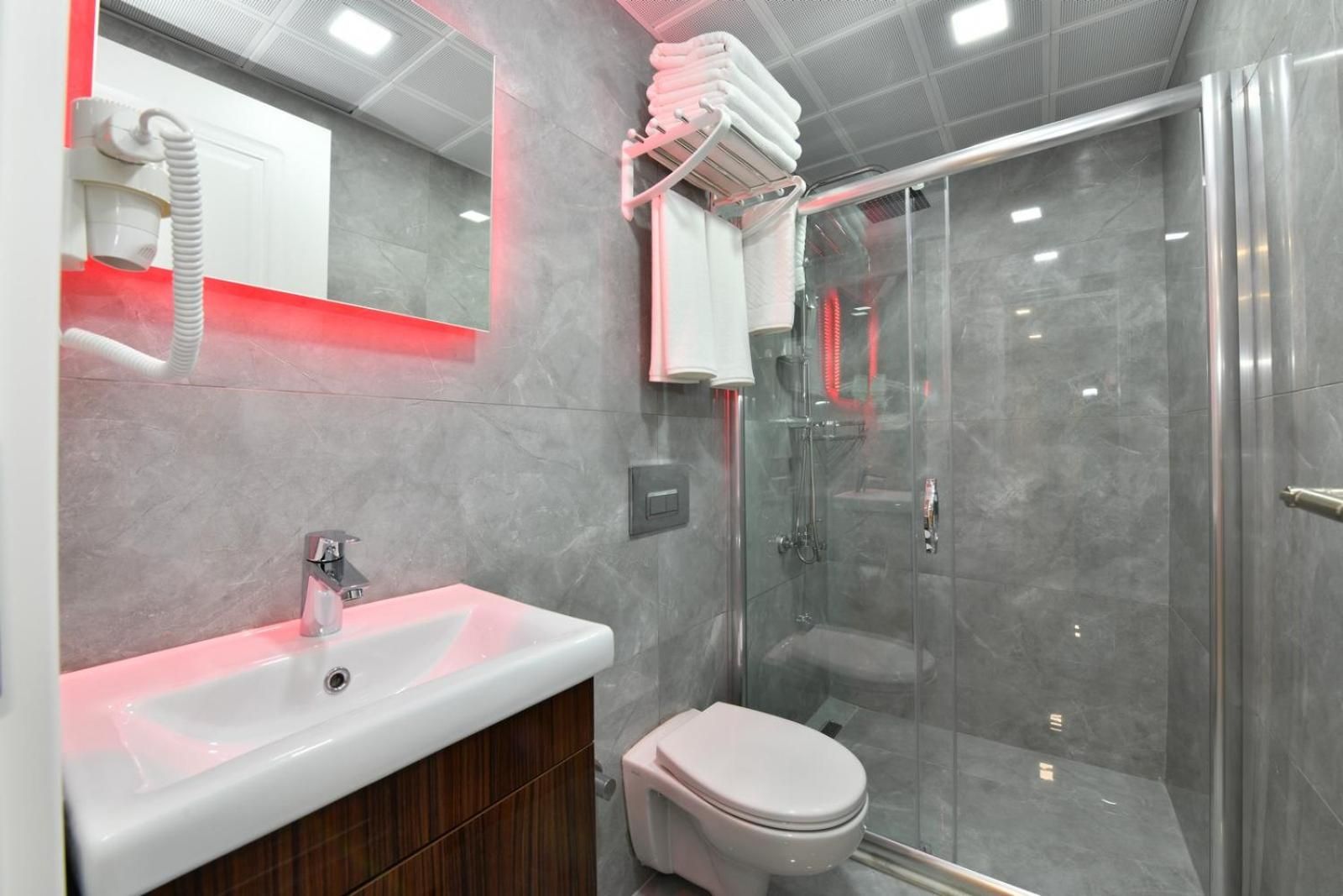 undefined Sea Moon Hotel 3