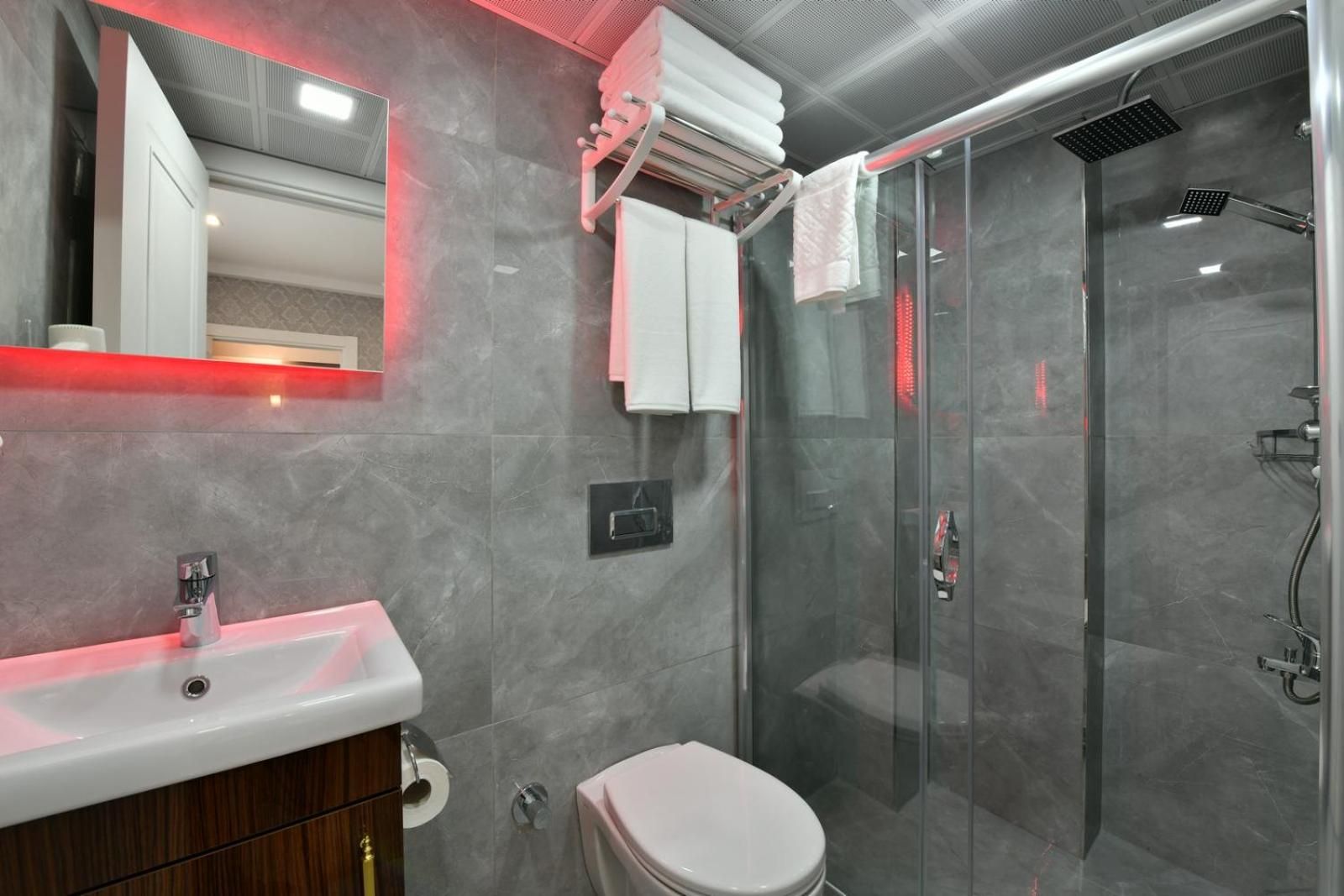 undefined Sea Moon Hotel 8