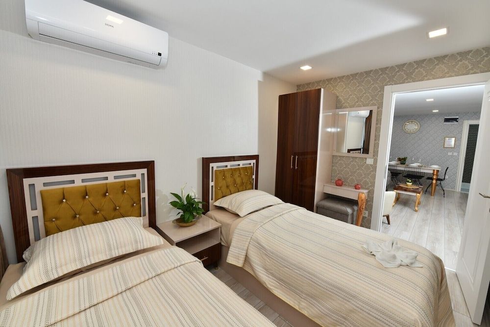 Superior Suite, Kitchen