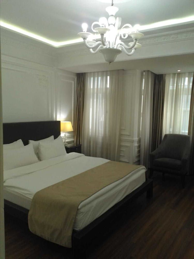 undefined Cartoon Residence - Adults Only 9