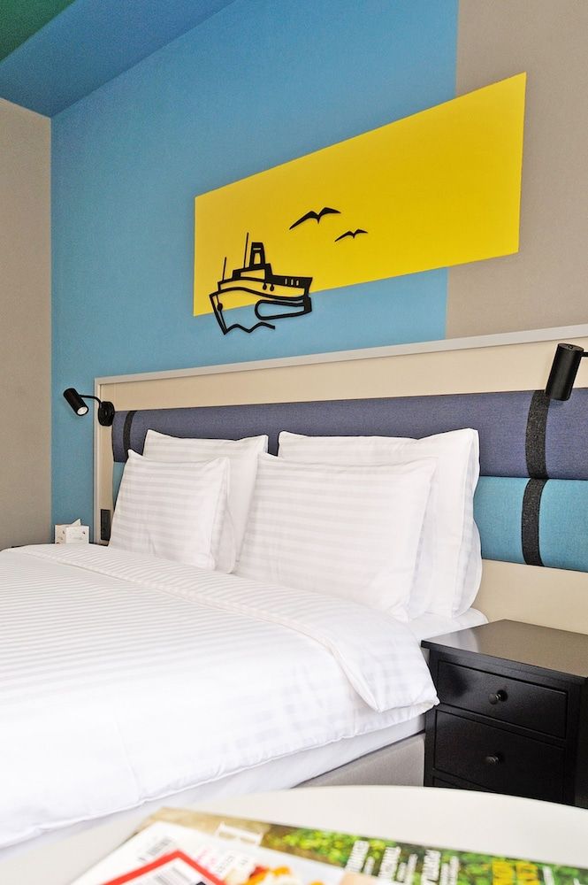 undefined Stayso by Cloud 7 3