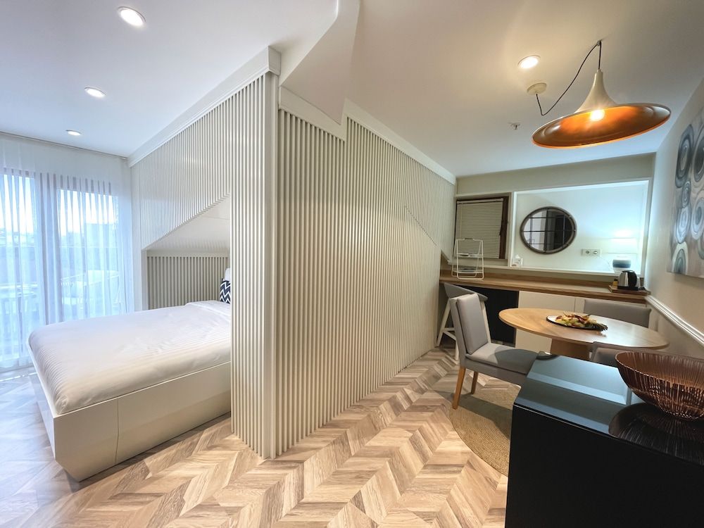 undefined Stayso by Cloud 7 5