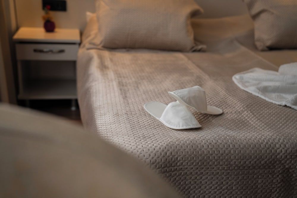 Pera Imperium Taksim Standard Double Room 2