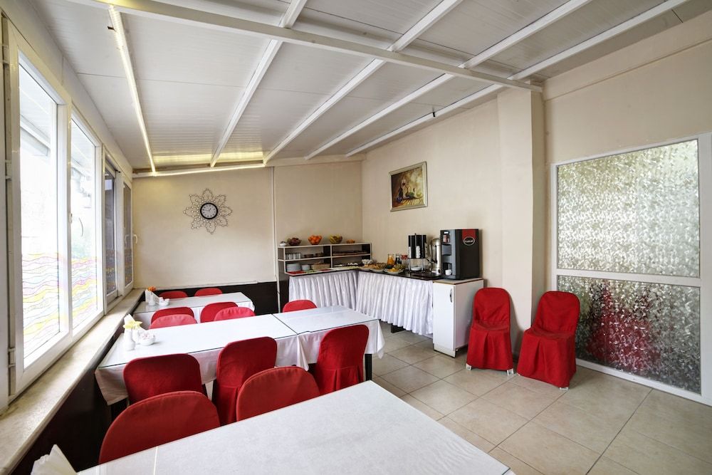 undefined Serenity Hotel 8