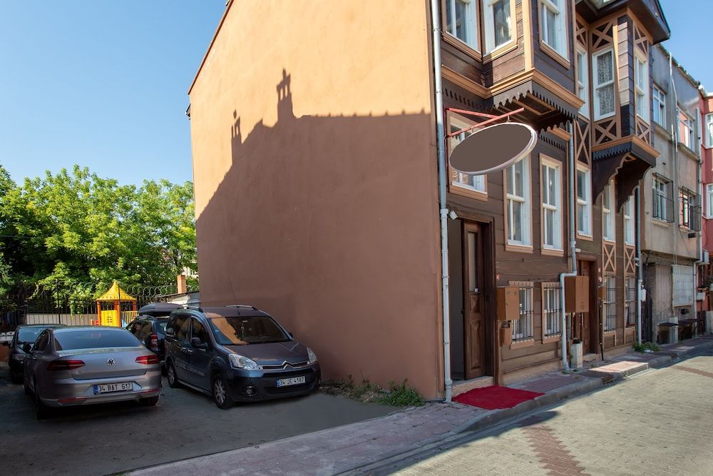 undefined April Hotel 7