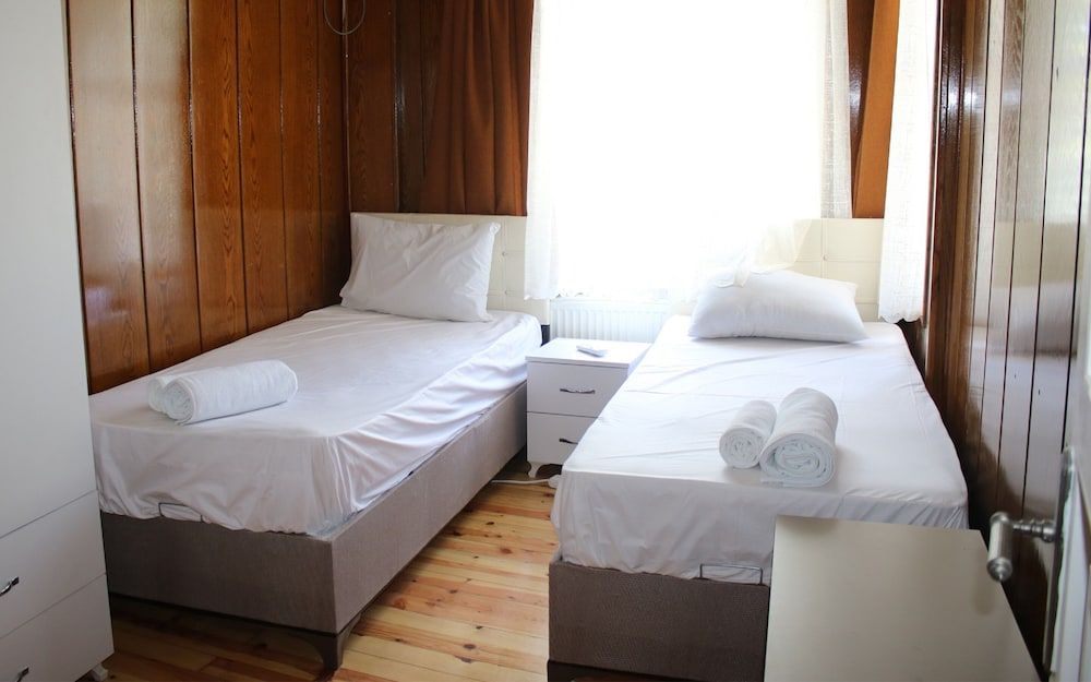 The Local Economy Twin Room 4