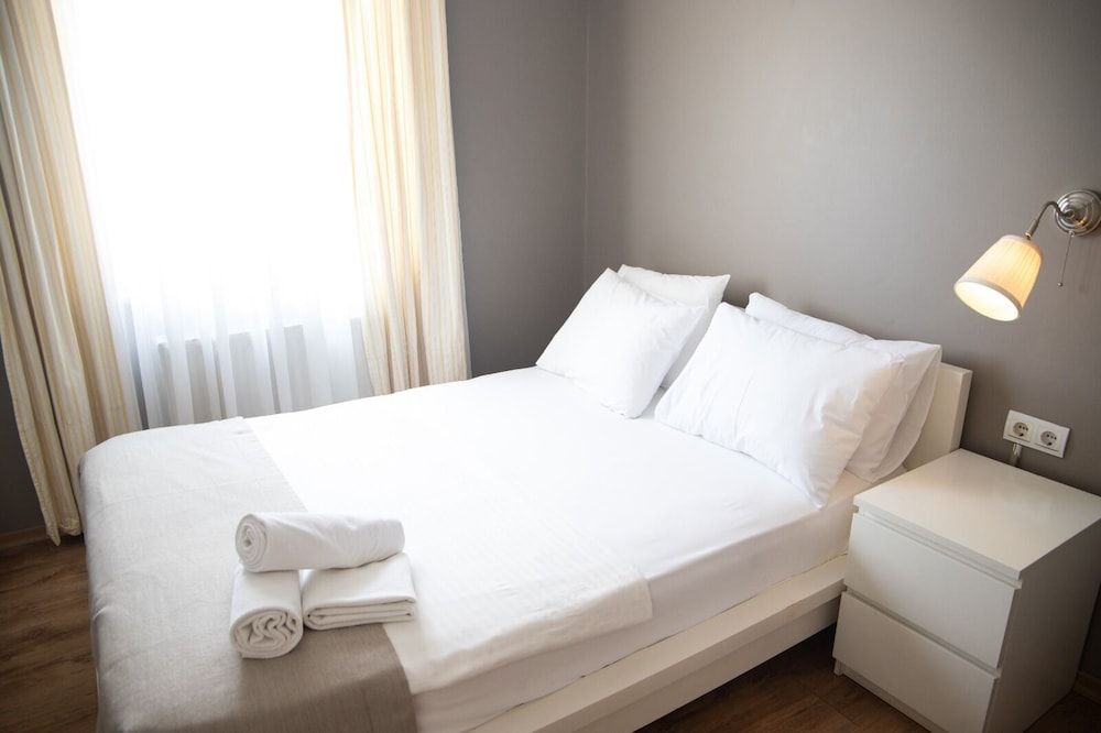 undefined The Hera Suit Hotels 3