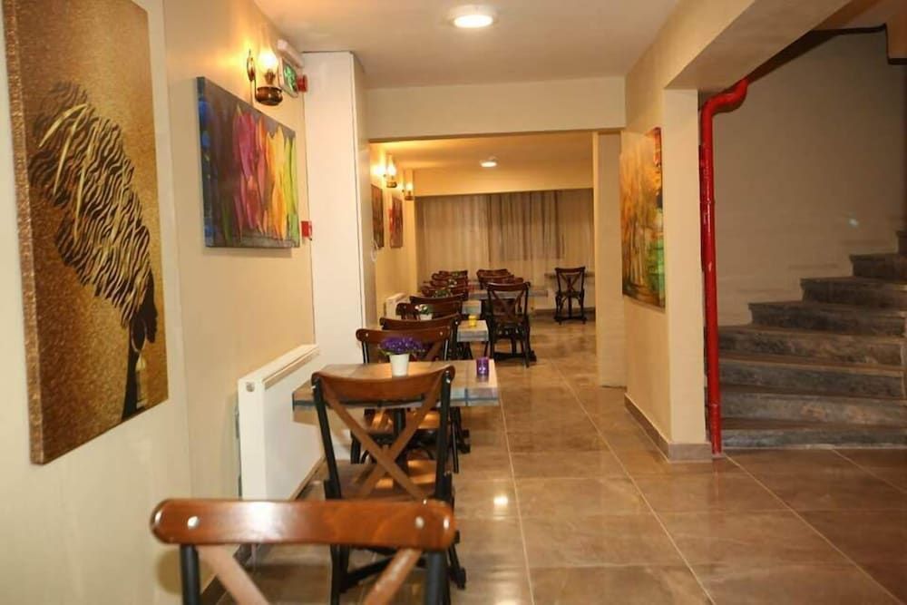 undefined Yues Hotel 7