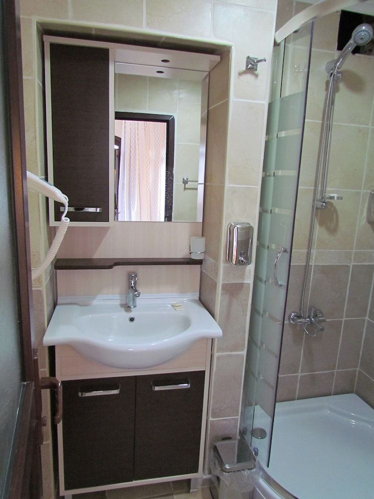 Hotel Promise Standard Double Room 3