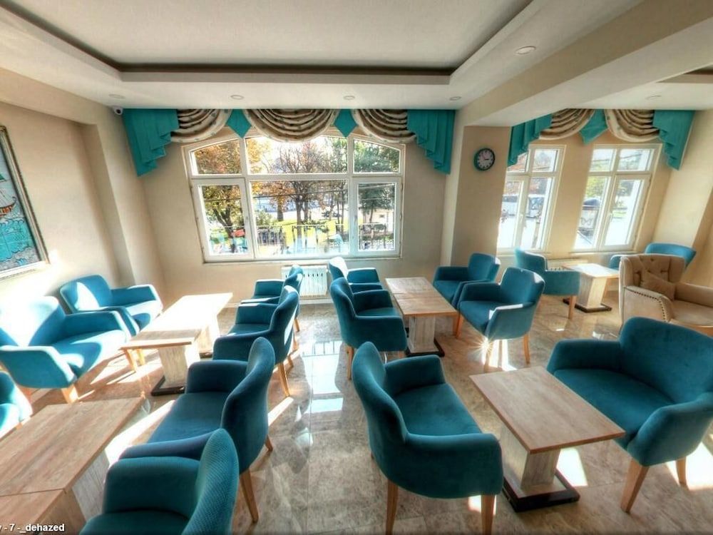 undefined A Warmly Welcome Home to Star Holiday Hotel 6 9