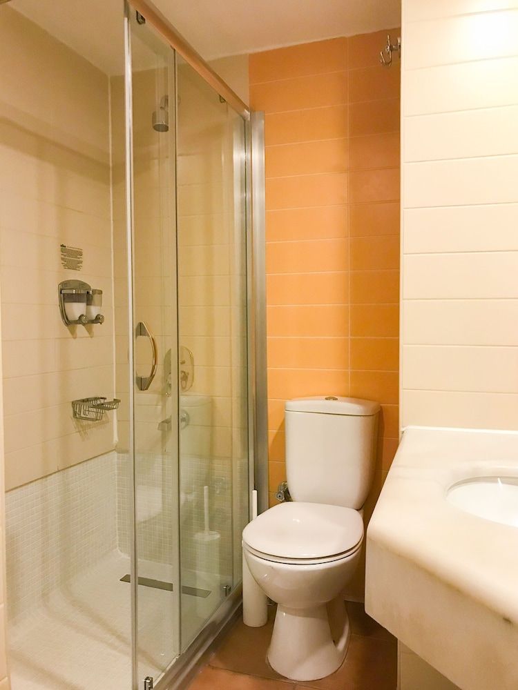 Antik Hotel Istanbul Standard Twin Room 5