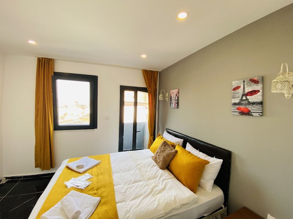 undefined Happy Dreams Apart Hotel 7